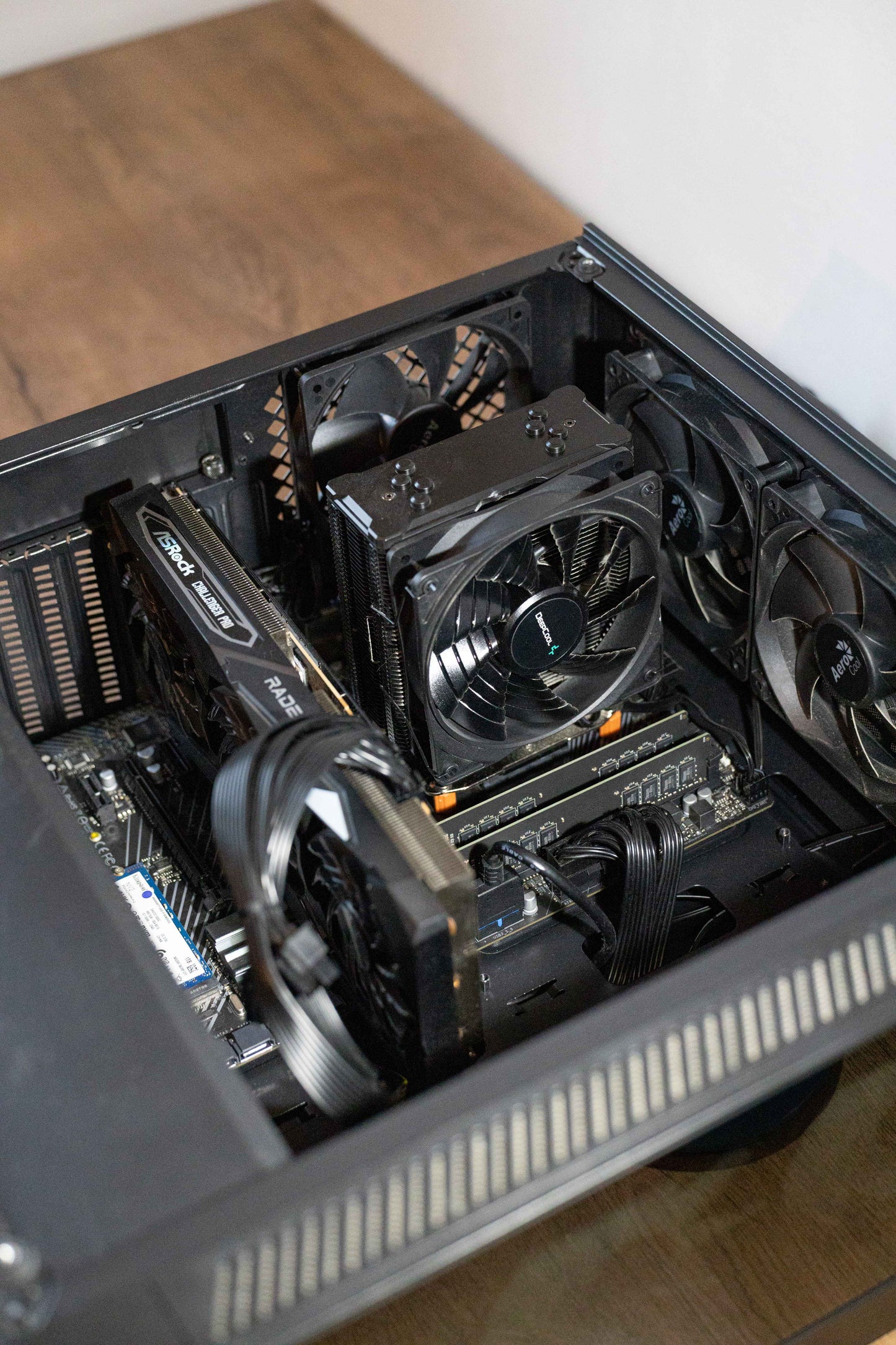 SurgePulse-Среден клас система